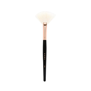 فرشاة مكياج Kara Beauty K31 مروحة بيضاء