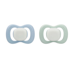 B.Box Glow Pacifier Twin Pack السماوي + الأخضر الفاتح