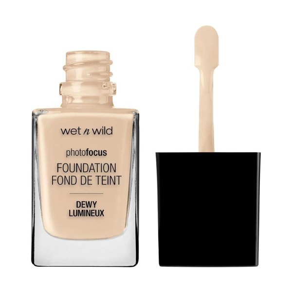 Wet n Wild Foundation 30ml Photo Focus Dewy Soft Ivory