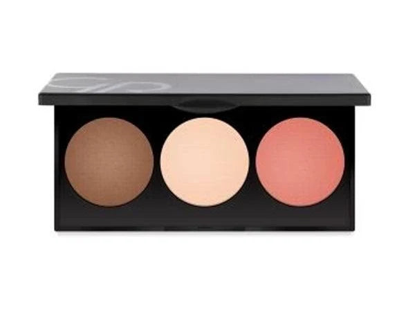 باليت Contour Gold Rose – نحت واحترافي وإضاءة للوجه