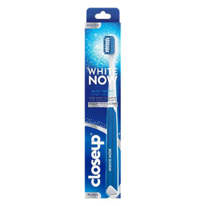 Close UP Toothbrush Shiny White Now Blue