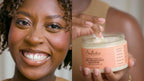 كريم تعزيز تجعيد الشعر المجعد من Shea Moisture بجوز الهند والكركديه